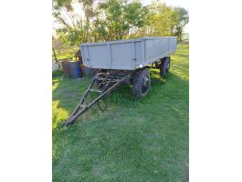 Hódgép PM4 billencs pótkocsi