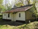 Kiskőrös Felsőcebén szép kis tanya 2,7 ha földdel eladó