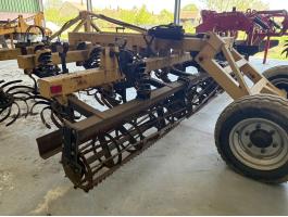 BUSA Fkm 4.0 HV forgókapás magágykeszítő (KRM)