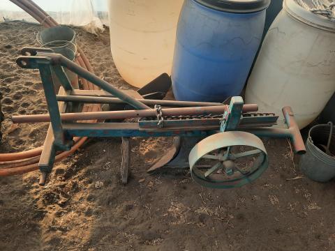 2 fejes kertészeti eke eladó