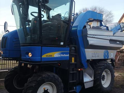 New Holland VL 660