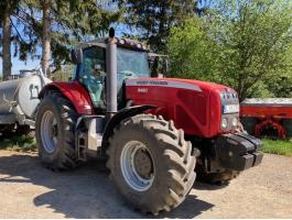 Massey-Ferguson traktor