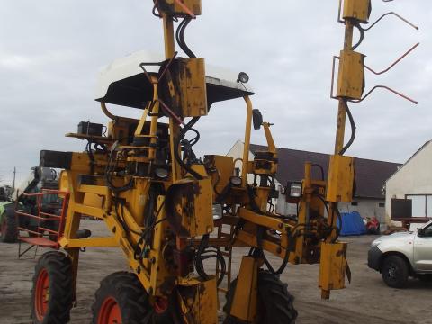 Címerező Castrix S4 4 hengeres deutz motorral