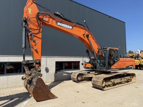 Doosan DX340LC-5 / 2018 / 9 940 üzemóra / Lízing 20%-tól