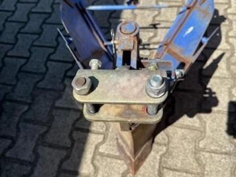 Töltögető eke és kombinátor együtt eladó