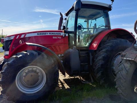 Massey Ferguson 8670
