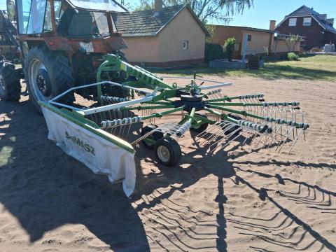 Samasz Z 410 tip 410 cm munkaszéleségű gardános rendsodró rendképző tandem futóműves kivehető karos