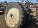 ÁPOLÓKERÉK,  MŰVELŐKERÉK GARNITÚRA NEW HOLLAND,  FIAT stb. TRAKTORRA 320/90R46 és 270/95r32,,, 12.4-46 és 11.2-32