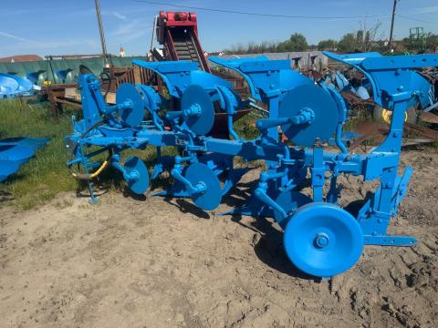 LEMKEN OPAL 110, 3 FEJES (2+1) VÁLTVAFORGATÓ EKE ÚJ KOPÓALKATRÉSZEKKEL