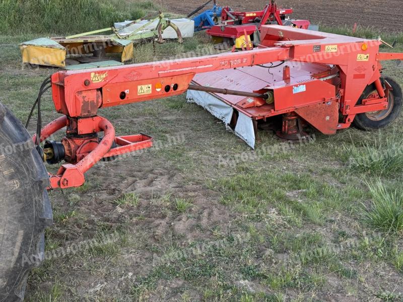 KUHN 3m-es vontatott fűkasza (nem szársértős) MTZ kategória