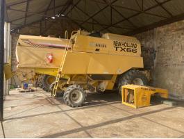 New Holland TX 66 kombájn