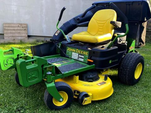 John Deere Z345R Zero Turn fűnyíró traktor, 22 lóerős