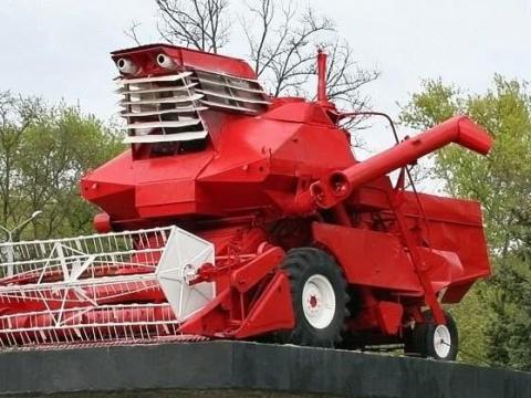 SZK-6 Kolosz Gabonakombájnt keresek