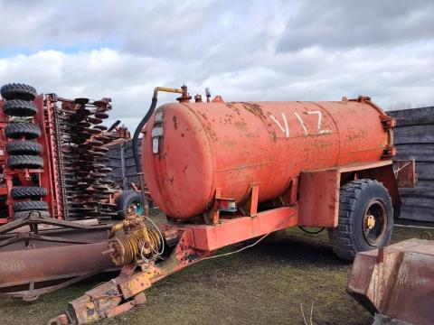 Detk 5 m3-es szippantó lejárt műszaki vizsgával