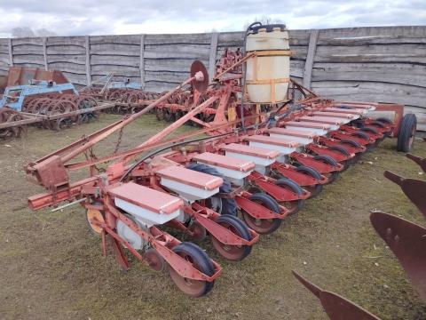 Accord 12 soros aprómag vetőgép