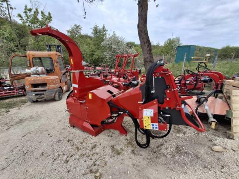 Panex AGM hidraulikus behúzású ágdaráló