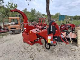 Panex AGM hidraulikus behúzású ágdaráló