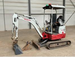 Takeuchi TB 215 R / 2019 / 2.341 üzemóra / Lízing 20%-tól
