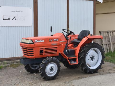 Kubota L1-195D japán kistraktor 19 LE, 4WD