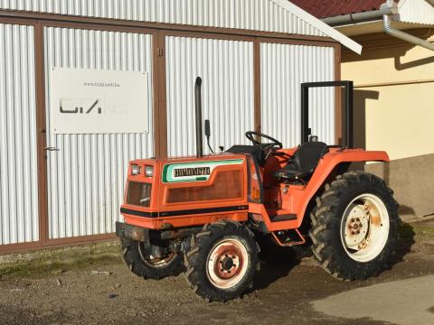 Hinomoto N249 japán kistraktor, 25 LE, 4WD