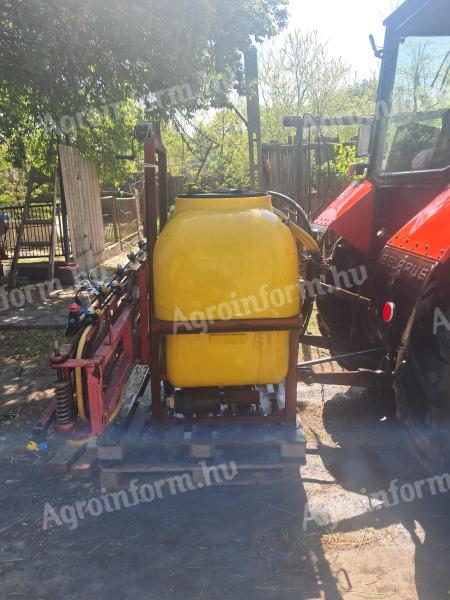 600l függesztett permetező