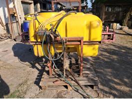 600l függesztett permetező