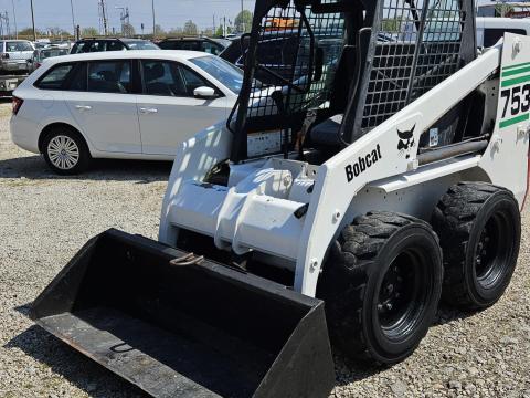 Bobcat 753