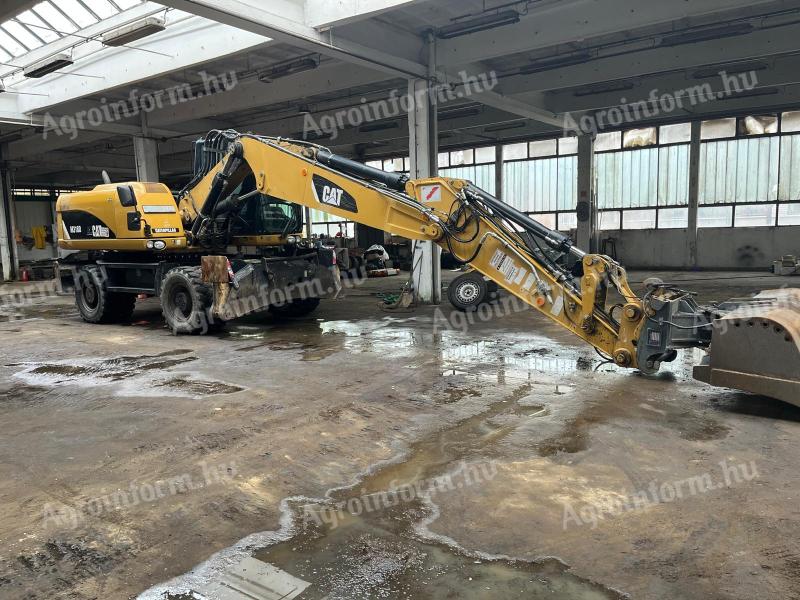 Caterpillar M318D