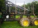 John Deere 1510 forwarder