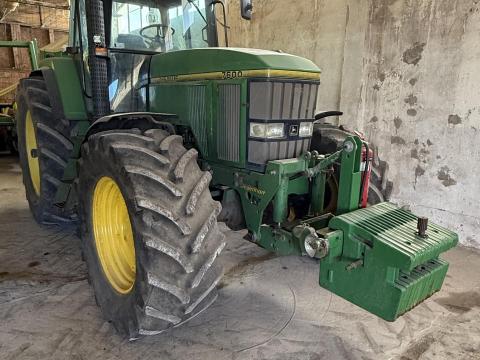 John Deere 7600-as traktor eladó