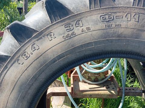 Mtz 820 hátsó gumi párba eladó