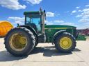 John Deere 8200