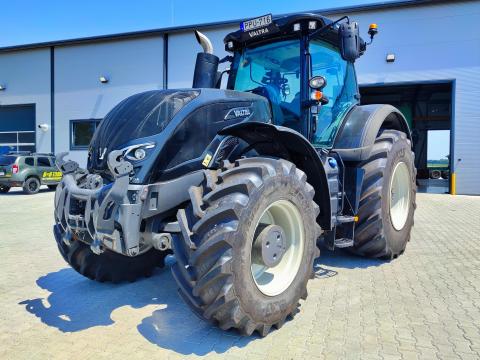 Eladó Valtra S394 traktor és JENZ HEM583Z vontatott aprítógép szerelvényben