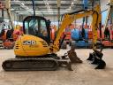 JCB 8055 / 2014 / 4 323 h üzemóra / Lízing 20%-tól
