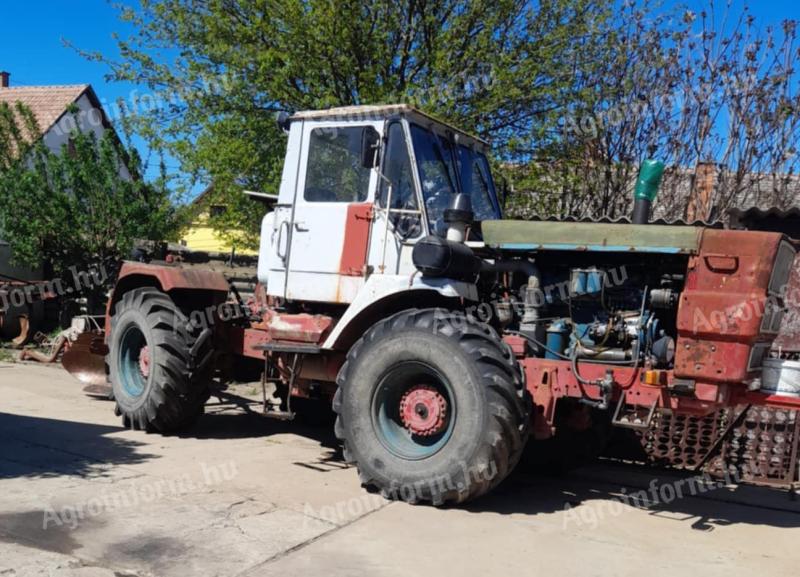 HTZ T150 4 fejes ekével