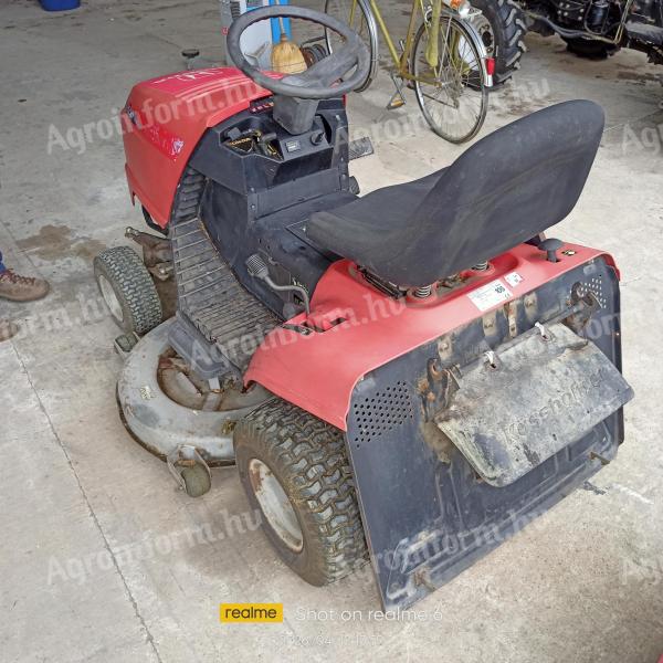 Honda traktor Hydrostatic 2218 ev:1999,  425,8 üzemora