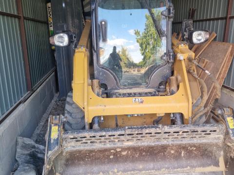 Caterpillar 226D3