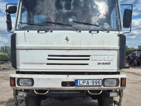 Skoda Liaz 151.261 terepes,  összkerékhajtású,  gabonás billencs teherautó