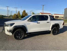 Toyota Hilux Invincible Sport