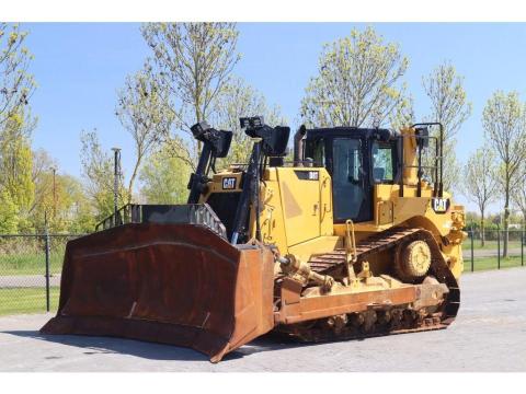 Caterpillar D8T / 2018 / 12 675 üzemóra / Lízing 20%-tól