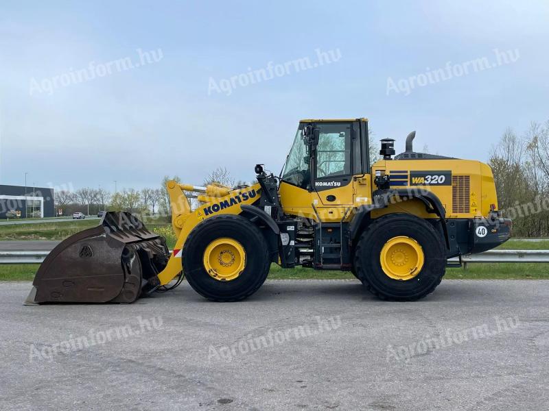 Komatsu WA320-8E0 / 2020 / 10424 üzemóra / Lízing 20%-tól