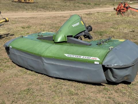 Fendt 4 dobos frontkasza, fűkasza