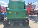 John Deere 864