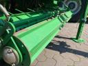 John Deere 864