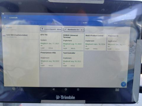 Trimble GFX-750 monitor