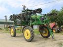 John Deere 4730 önjáró permetező