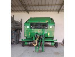 John Deere 623 MultiCrop bálázó 2014-es évjárat