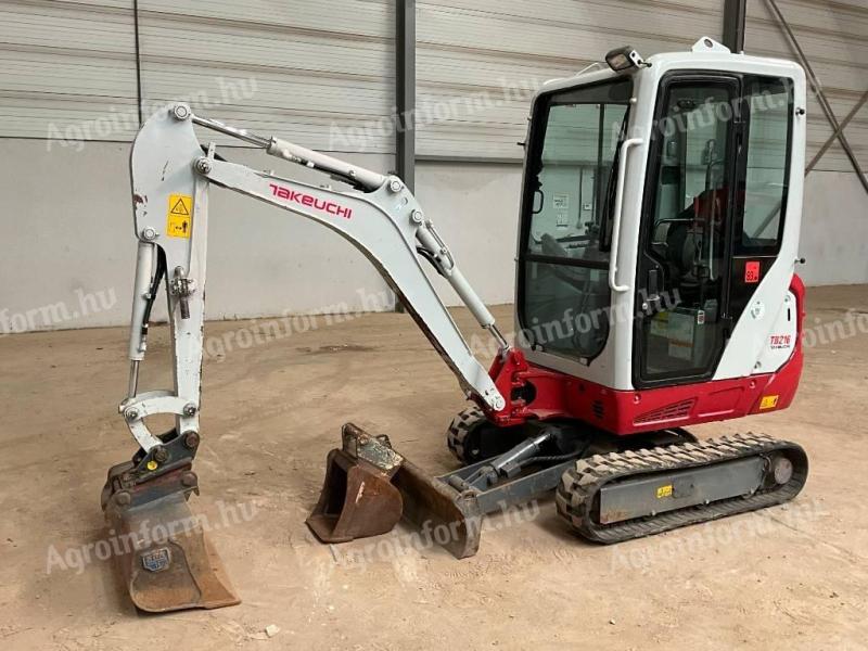 Takeuchi TB 216 / 2020 / 2.632 h üzemóra / Lízing 20%-tól