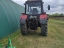 2008 MTZ 820.2 rakodóval, bálatüskével együtt eladó