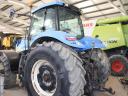 New Holland 8020 traktor tartozékokkal